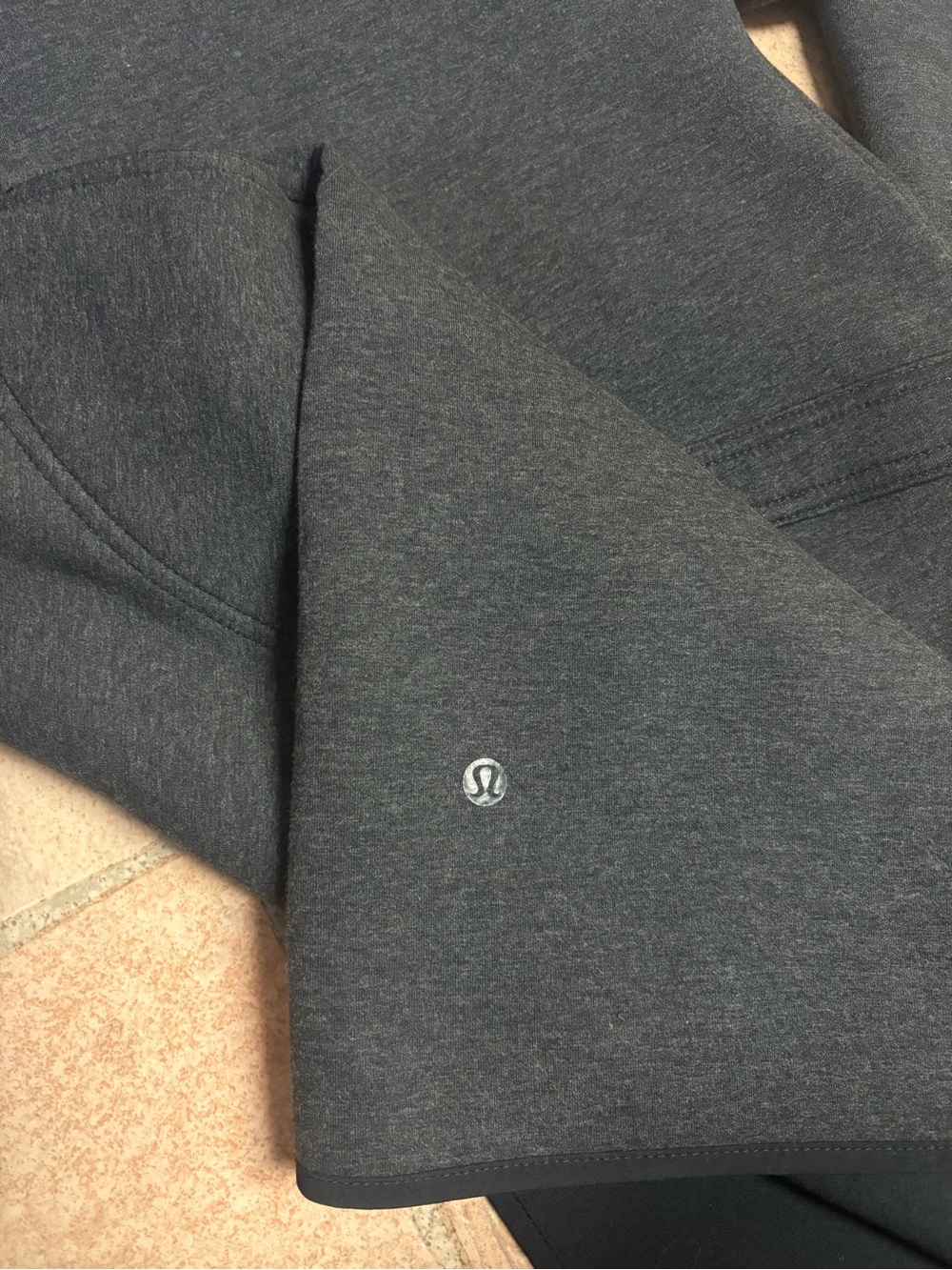 Lululemon jacket - Picture 6 of 7